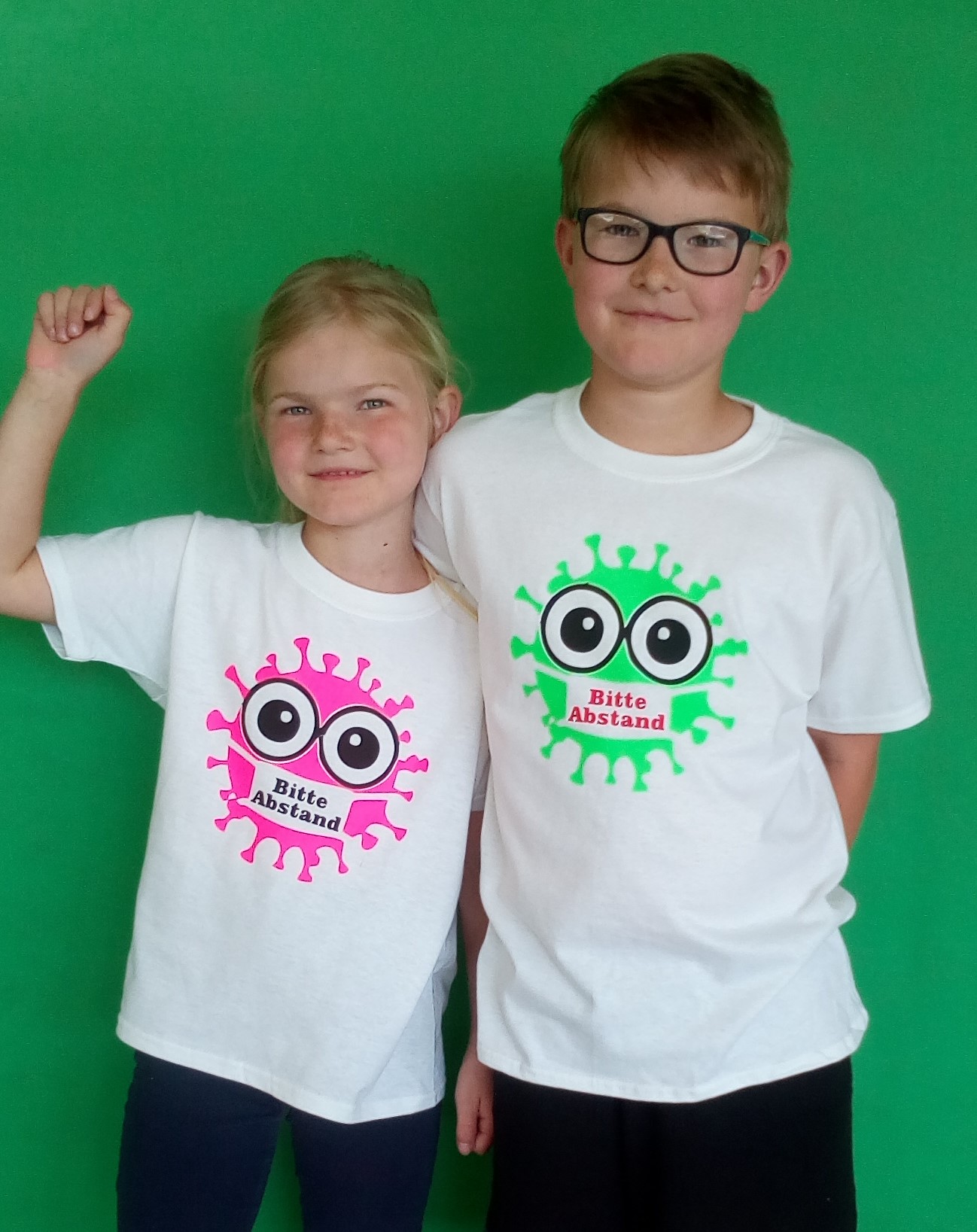 Kinder T-Shirt Bitte Abstand halten / Corona Shirt / Virus grün